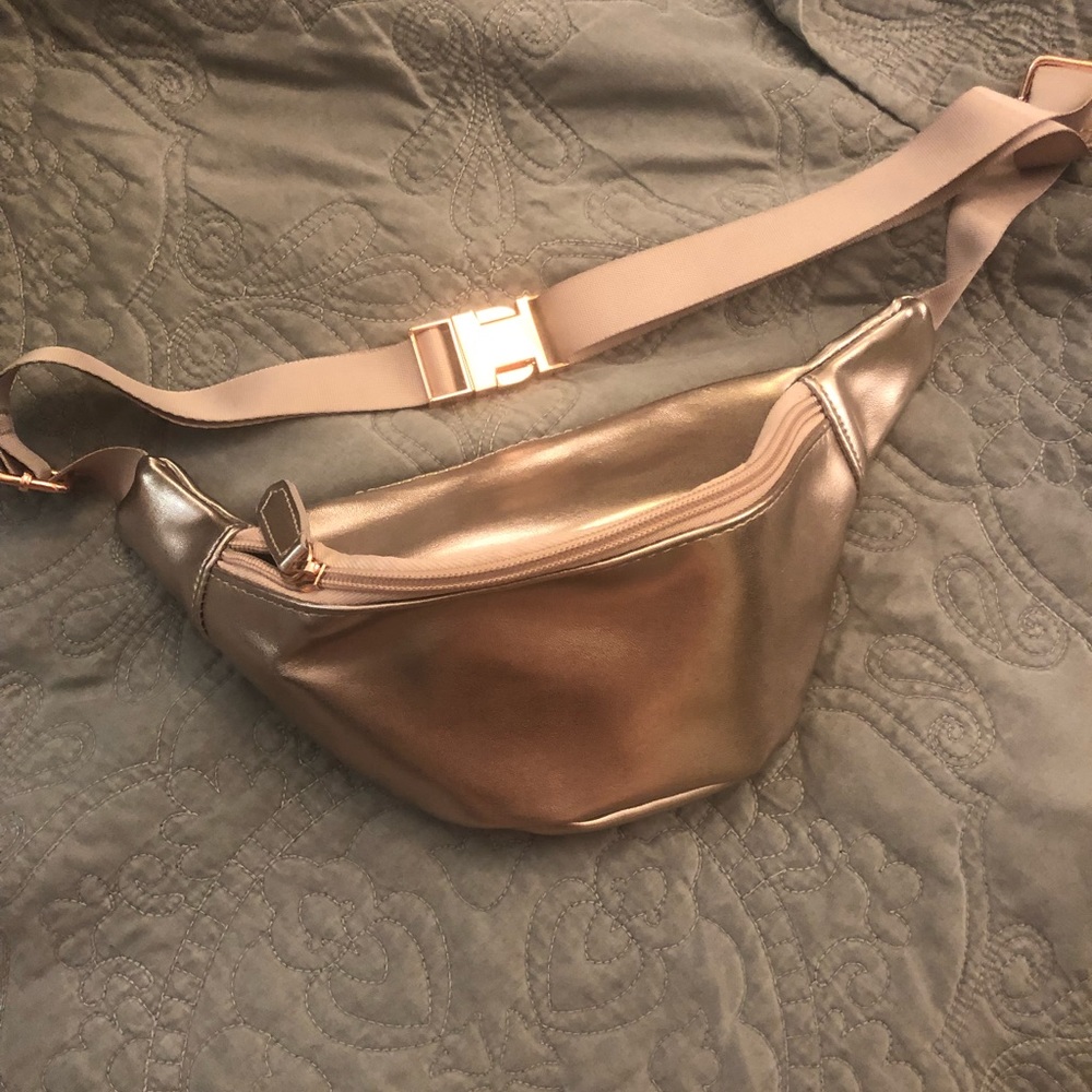 Rose gold fanny pack. Worn once!